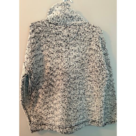 NFL Eagles Fleece Jacket Womens M Fuzzy Quarter Zip Gray White Pullover - Picture 6 of 7